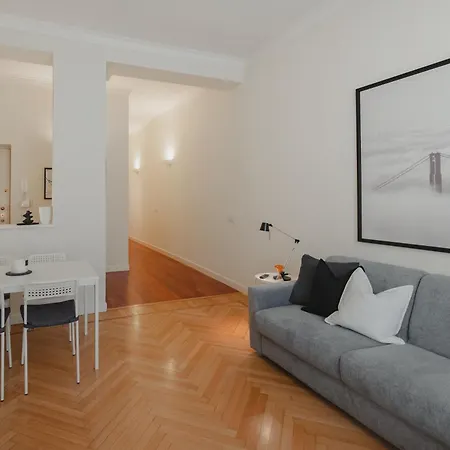 Gohost - Quiet, Bright & Stylish Flat In The Heart Of Apartment