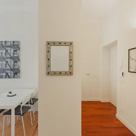 Apartment Gohost - Quiet, Bright & Stylish Flat In The Heart Of Milan
