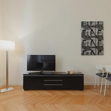 Gohost - Quiet, Bright & Stylish Flat In The Heart Of *