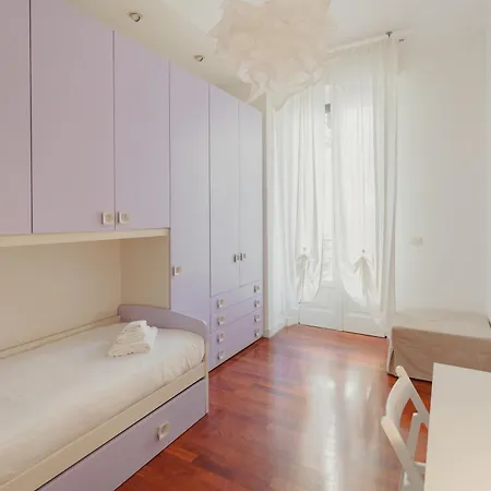 Gohost - Quiet, Bright & Stylish Flat In The Heart Of