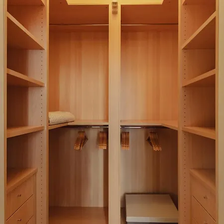 Gohost - Quiet, Bright & Stylish Flat In The Heart Of *
